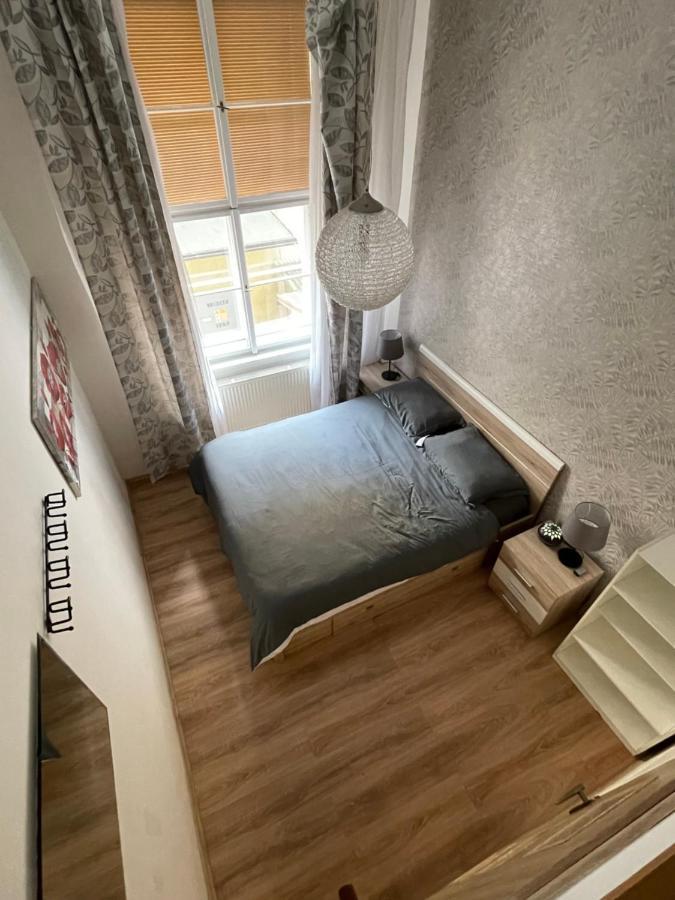 Wenceslas Square Two-floor Apartamento